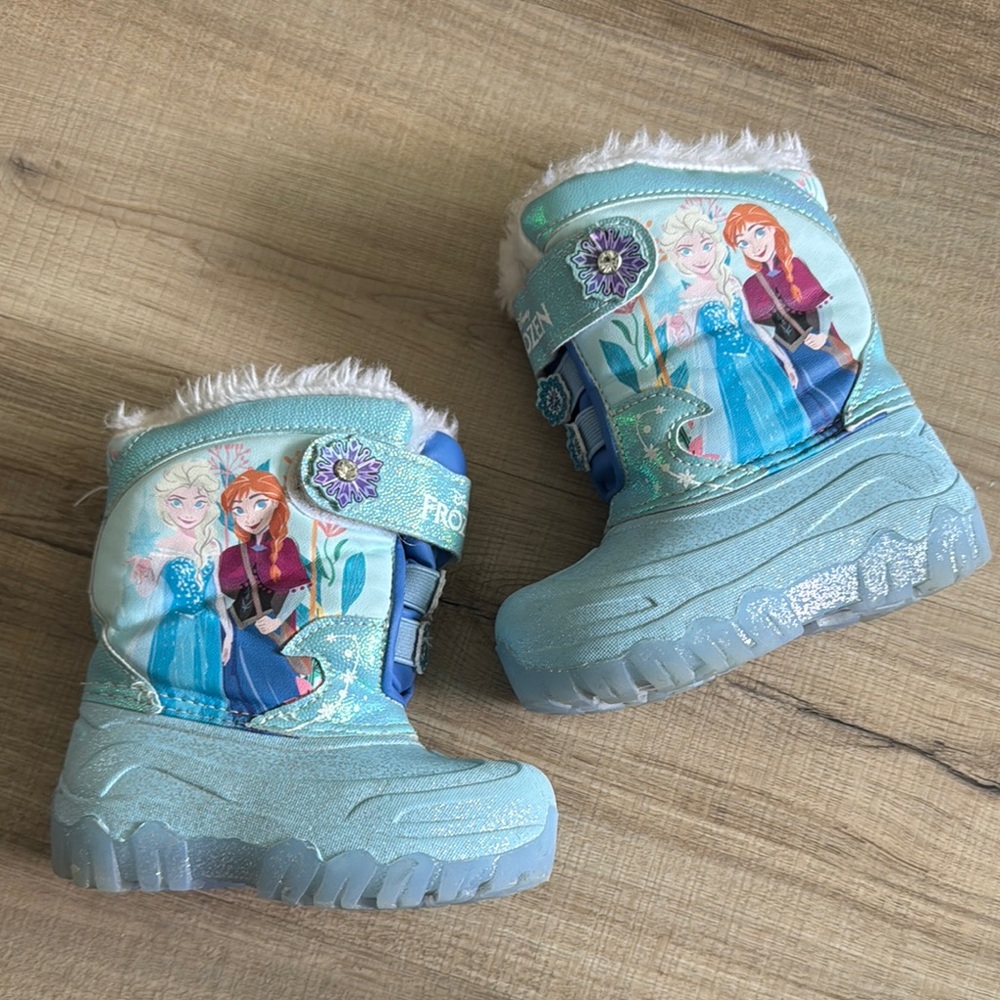 Frozen Themed Kids Snow Boots